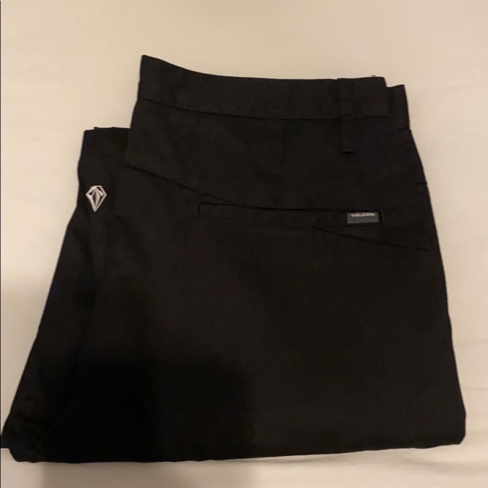 Black Volcom Chino Shorts, Size 34. Never worn.